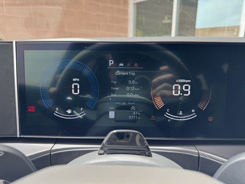 Used 2024 Hyundai Santa Fe SEL image 16