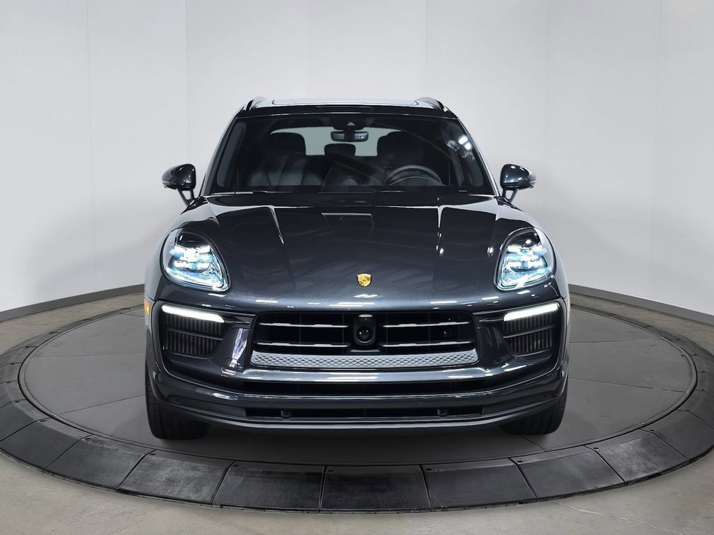 Certified 2026 Porsche Macan S AWD/4WD image 10