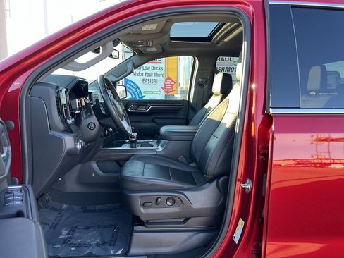 Used 2023 GMC Sierra 1500 SLT w/ SLT Premium Package image 12