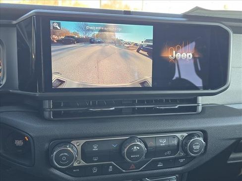 New 2026 Jeep Gladiator Sport image 11