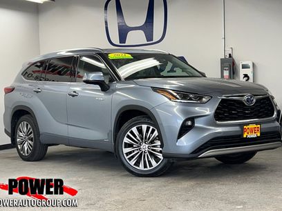 Used 2021 Toyota Highlander Platinum
