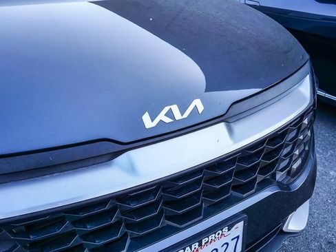 Used 2023 Kia Sportage LX AWD/4WD image 4
