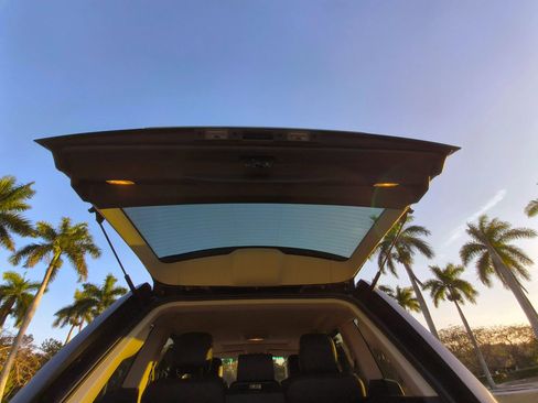 Used 2012 Land Rover Range Rover Supercharged image 55