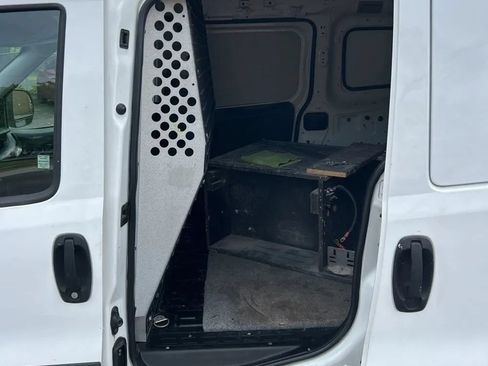 Used 2018 RAM ProMaster City Tradesman FWD image 21
