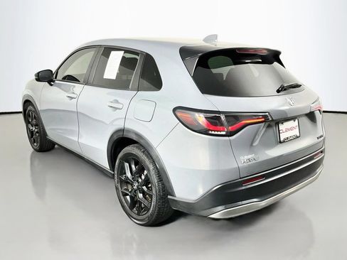 Used 2024 Honda HR-V Sport image 9