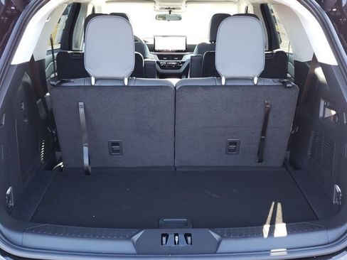 New 2026 Ford Explorer Active w/ Active Comfort Package image 8