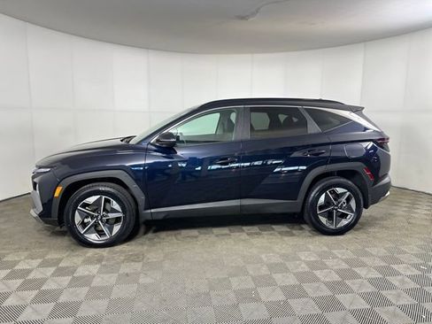 Certified 2025 Hyundai Tucson SEL image 6