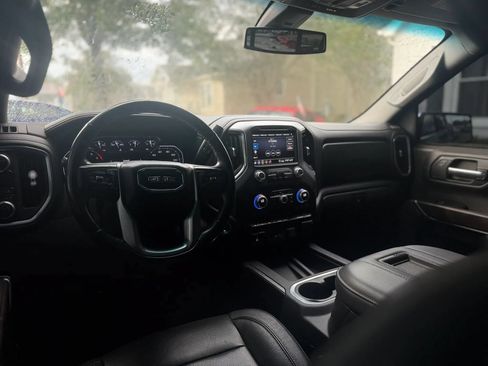 Used 2020 GMC Sierra 1500 SLT w/ SLT Premium Plus Package RWD image 9