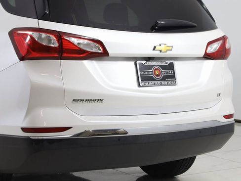 Used 2018 Chevrolet Equinox LT image 20
