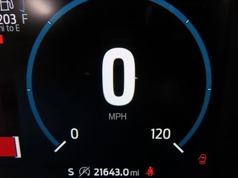 Used 2023 Ford F150 Lariat w/ Equipment Group 502A High image 12