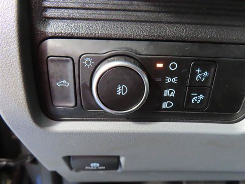 Used 2025 Ford F250 XLT AWD/4WD image 17