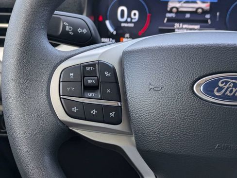 Certified 2026 Ford Explorer Active RWD image 26