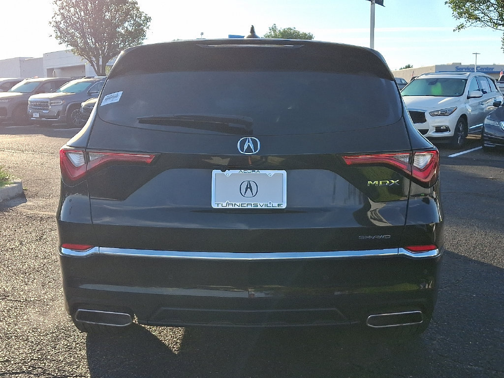 Used 2024 Acura MDX w/ Technology Package AWD/4WD image 5