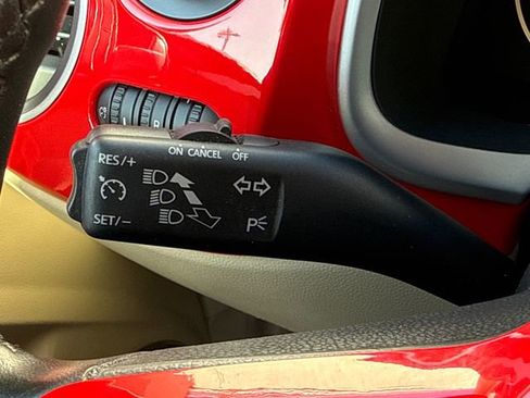 Used 2019 Volkswagen Beetle 2.0T SE w/ SE Premium Package image 35