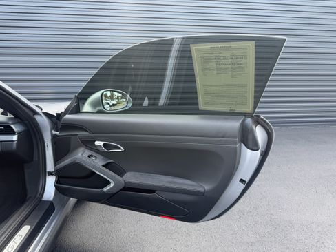 Certified 2019 Porsche 911 GT3 RWD image 23