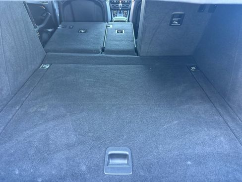 Used 2022 Porsche Macan image 15