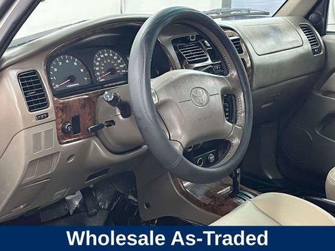 Used 2000 Toyota 4Runner Limited RWD image 12