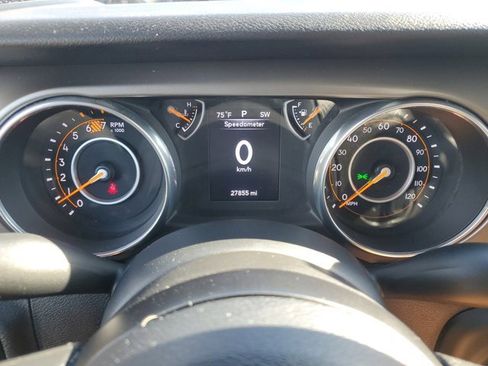 Used 2018 Jeep Wrangler Unlimited Sport image 29