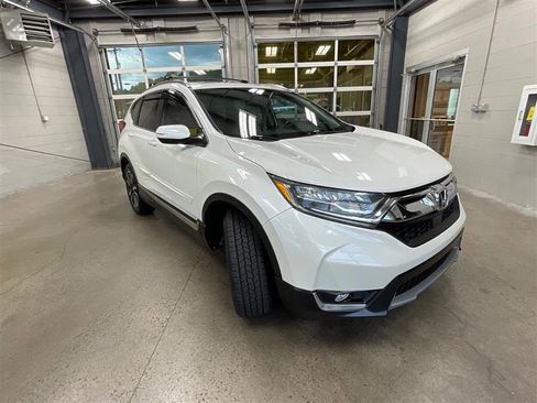 Used 2018 Honda CR-V Touring image 7
