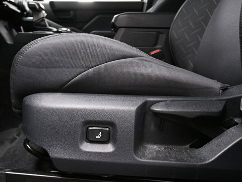 Used 2024 Toyota Tacoma SR5 image 10