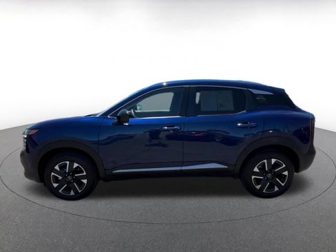 Used 2026 Nissan Kicks SV w/ Cold Weather Package AWD/4WD image 8