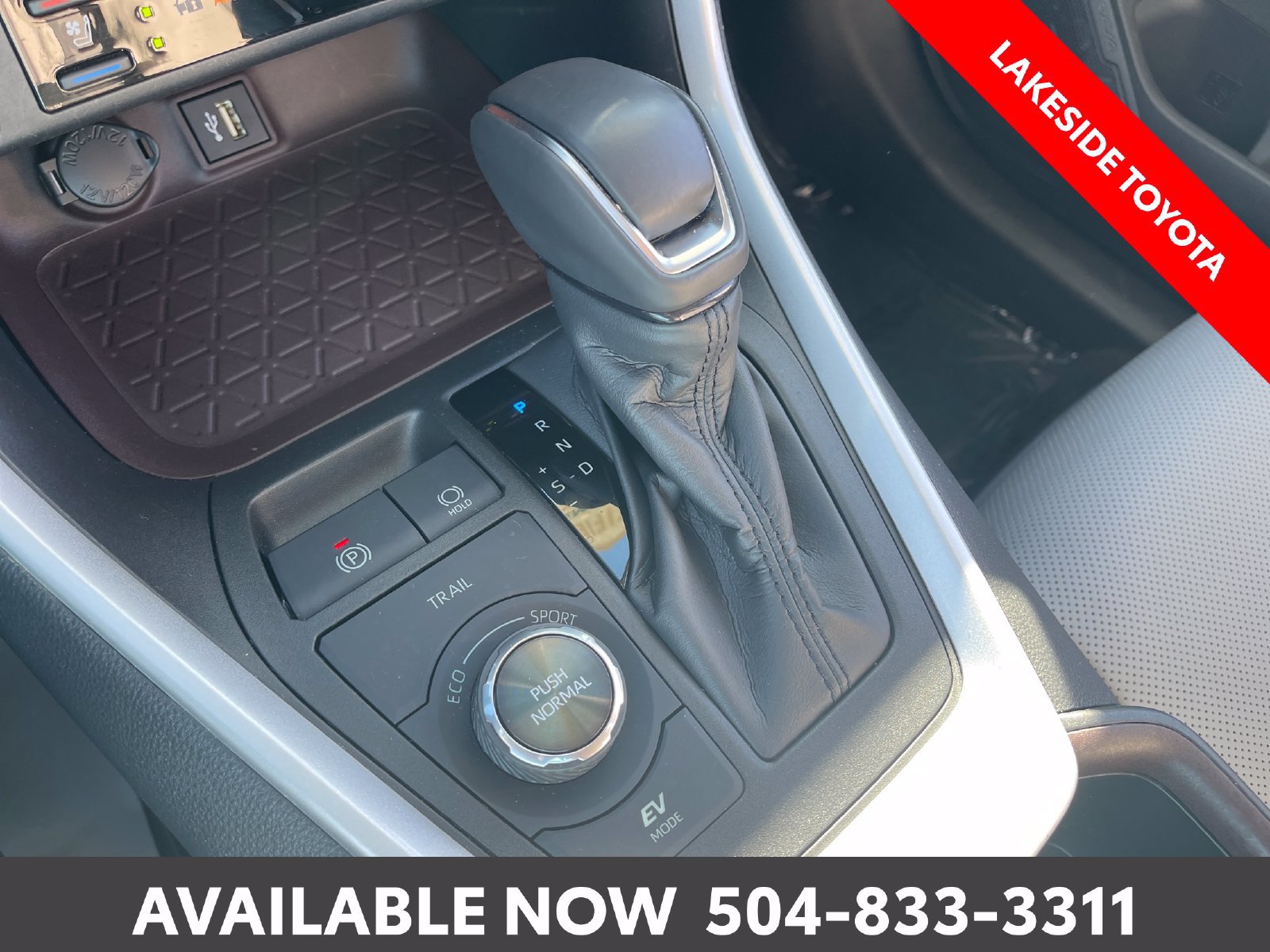 Certified 2024 Toyota RAV4 Limited AWD/4WD image 33