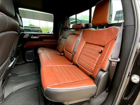 Certified 2024 GMC Sierra 2500 Denali Ultimate w/ Max Trailering Package image 20