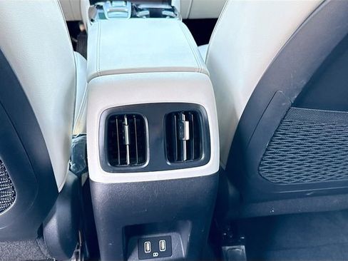 Used 2023 Hyundai Tucson Limited image 23