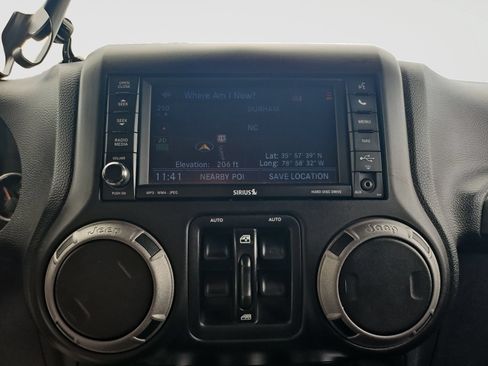 Used 2013 Jeep Wrangler Unlimited Sahara AWD/4WD image 25