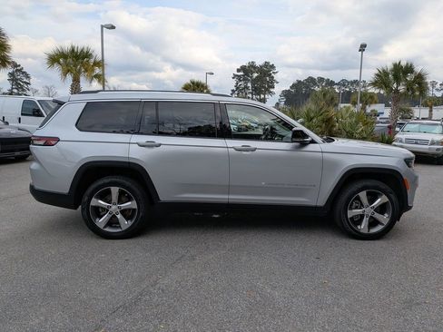 Used 2021 Jeep Grand Cherokee L Limited image 3