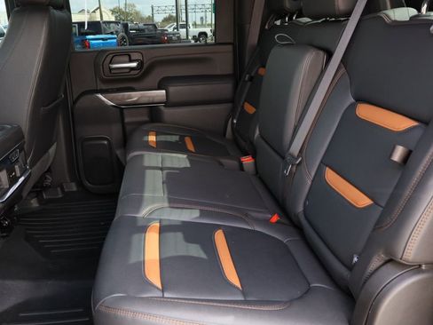 Certified 2023 GMC Sierra 2500 AT4 w/ AT4 Preferred Package image 24