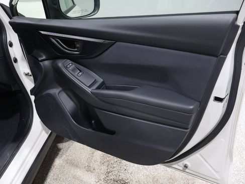 Used 2023 Subaru Crosstrek 2.0i Premium image 24