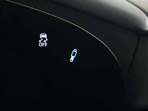 Used 2023 Porsche Taycan image 50