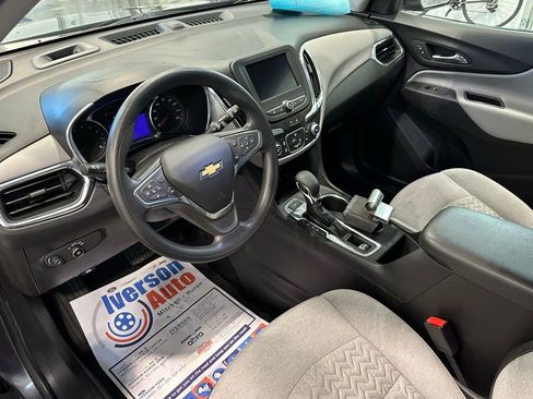Used 2022 Chevrolet Equinox LT image 17