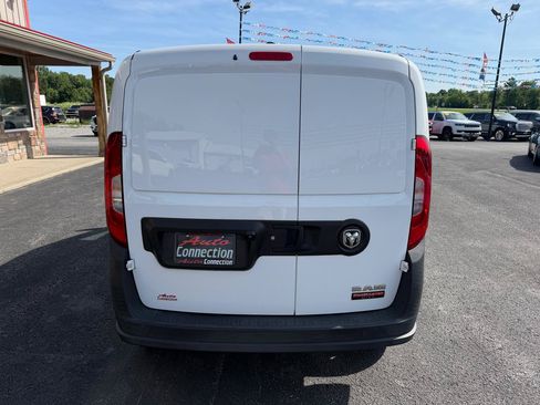 Used 2019 RAM ProMaster City Tradesman FWD image 5