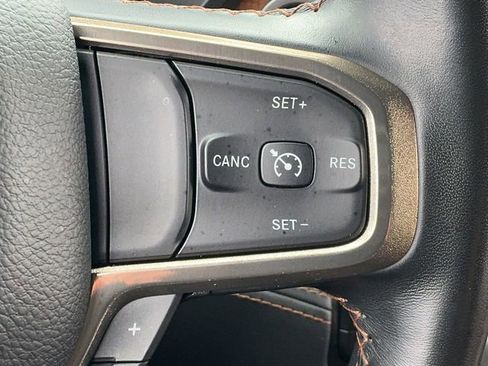 Used 2022 RAM 1500 Limited w/ Body Color Bumper Group image 28