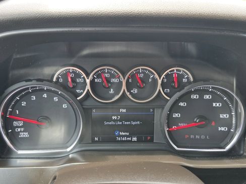 Used 2020 Chevrolet Silverado 1500 LT Trail Boss AWD/4WD image 27