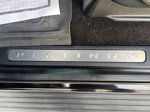 Certified 2019 Ford Expedition Platinum AWD/4WD image 28