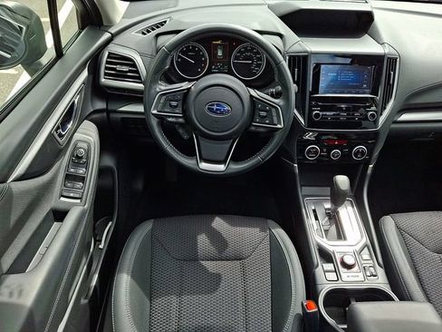 Used 2020 Subaru Forester Premium AWD/4WD image 12