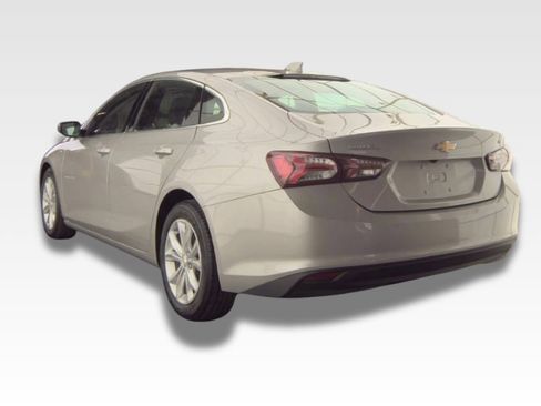 Used 2022 Chevrolet Malibu LT FWD image 3