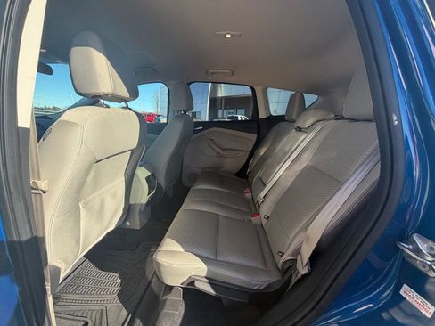 Used 2017 Ford Escape SE w/ SE Cold Weather Package image 12