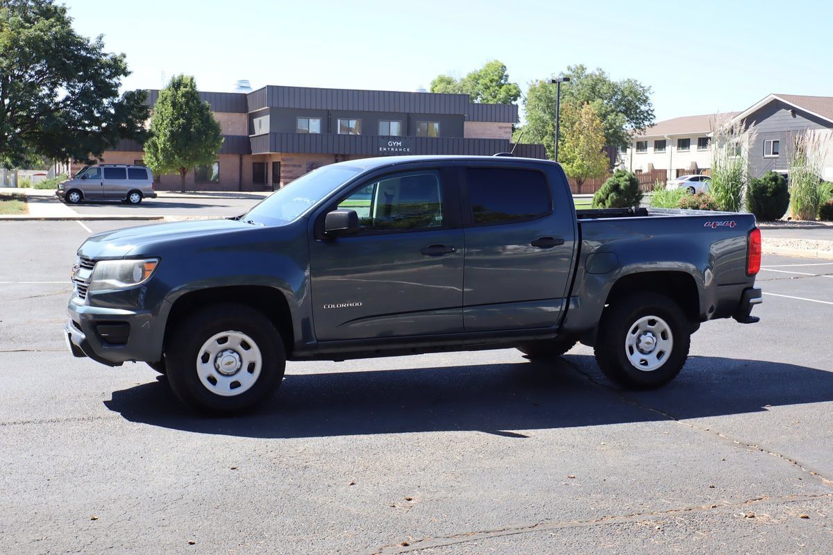 Used 2019 Chevrolet Colorado W/T w/ WT Convenience Package AWD/4WD image 10
