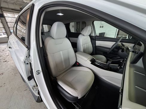 Used 2025 Hyundai Tucson SEL image 42