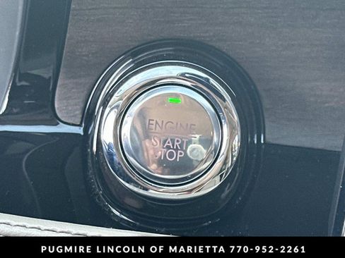 Used 2021 Lincoln Corsair Reserve FWD image 30