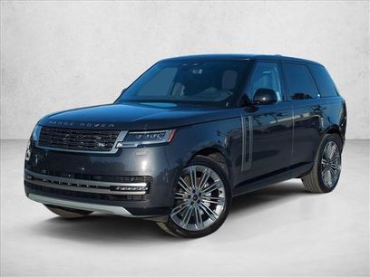 Used 2025 Land Rover Range Rover SE