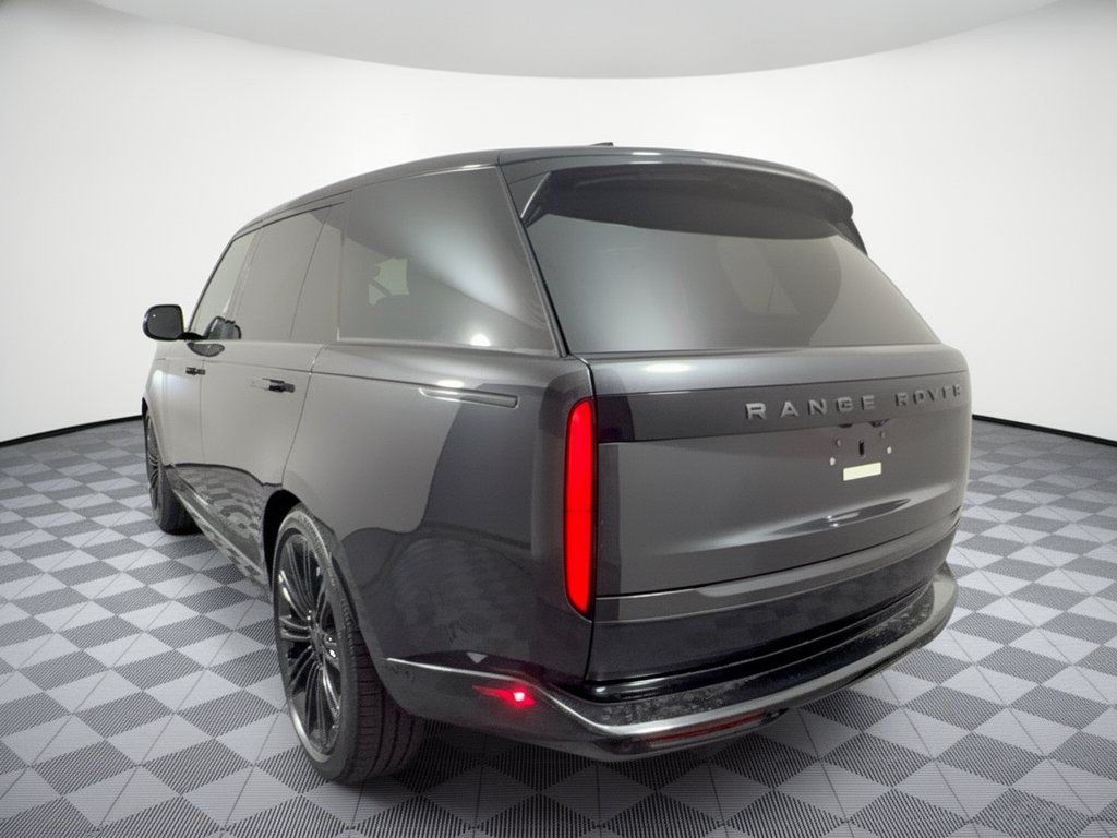 New 2026 Land Rover Range Rover Long Wheelbase SE AWD/4WD image 3