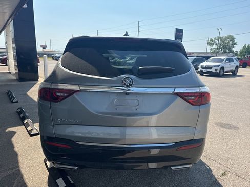 Used 2023 Buick Enclave Essence w/ Experience Buick Package AWD/4WD image 4