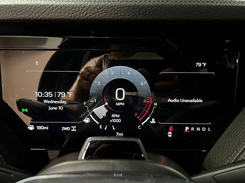 New 2026 GMC Yukon Denali w/ Denali Reserve Package AWD/4WD image 17
