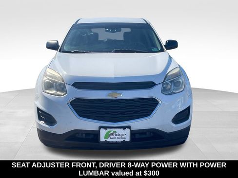 Used 2017 Chevrolet Equinox LS FWD image 2