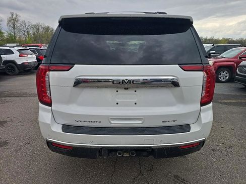 Used 2022 GMC Yukon SLT w/ SLT Premium Package AWD/4WD image 5